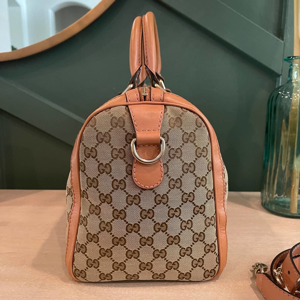 Gucci Boston GG Supreme Canvas Tan Red Crossbody - Picture 9 of 16